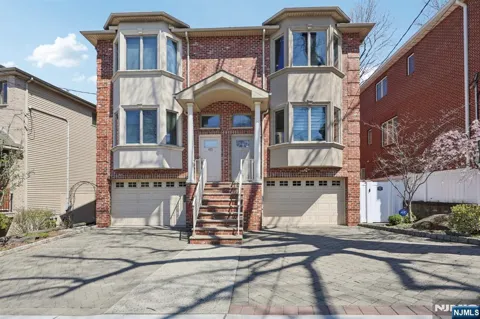 421 Lafayette Avenue 421