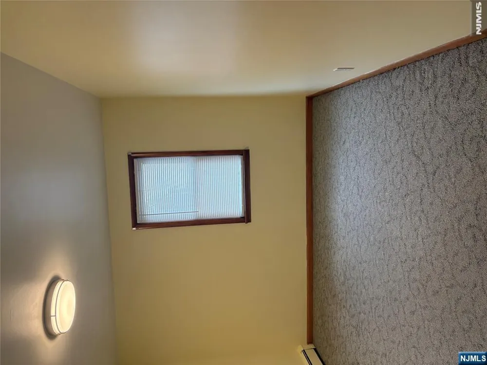 45 Jordan Avenue Wallington, NJ 07057