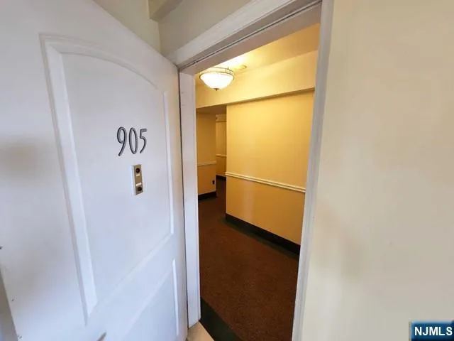 70 S Munn Avenue 905 East Orange, NJ 07018