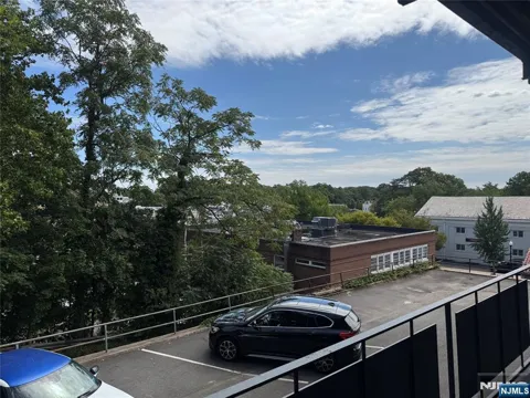 10 Corsa Terrace 6