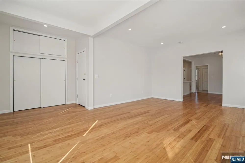 403 Abington Avenue 2 Bloomfield, NJ 07003