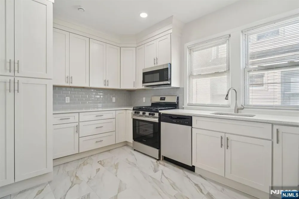 403 Abington Avenue 2 Bloomfield, NJ 07003