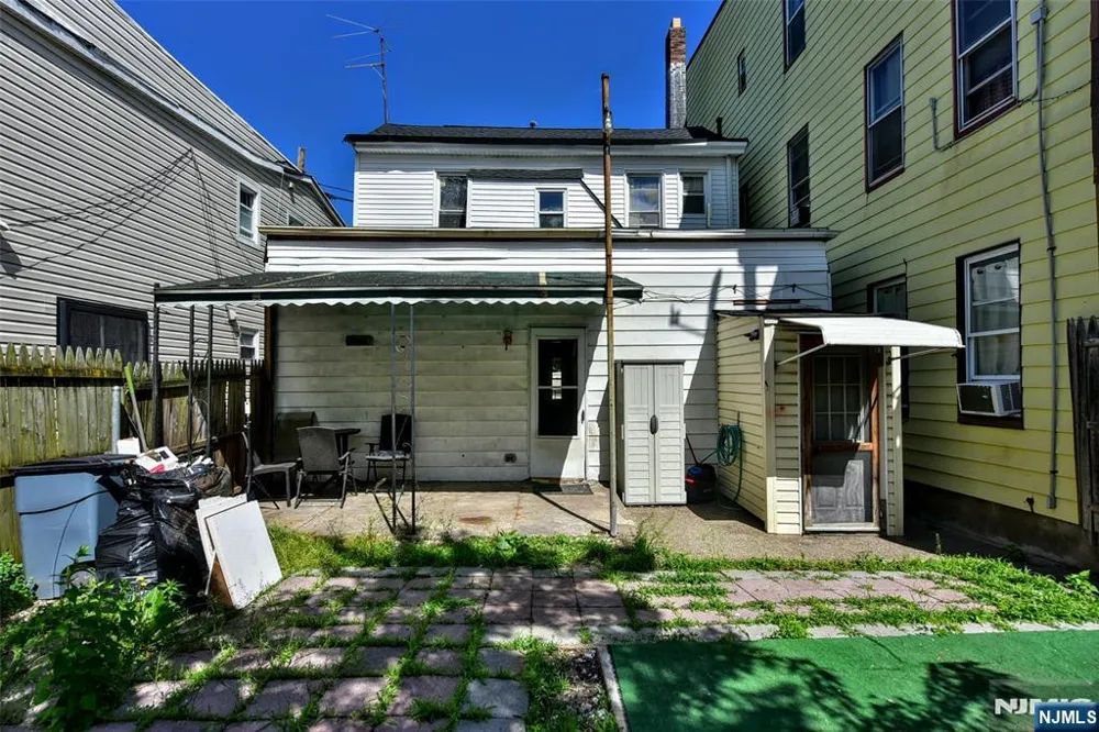 72 Newark Avenue 1 Paterson, NJ 07503