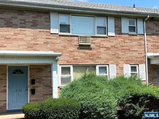 2-22 Virginia B Fair Lawn, NJ 07410