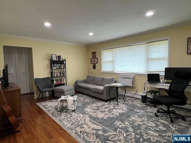 2-22 Virginia B Fair Lawn, NJ 07410