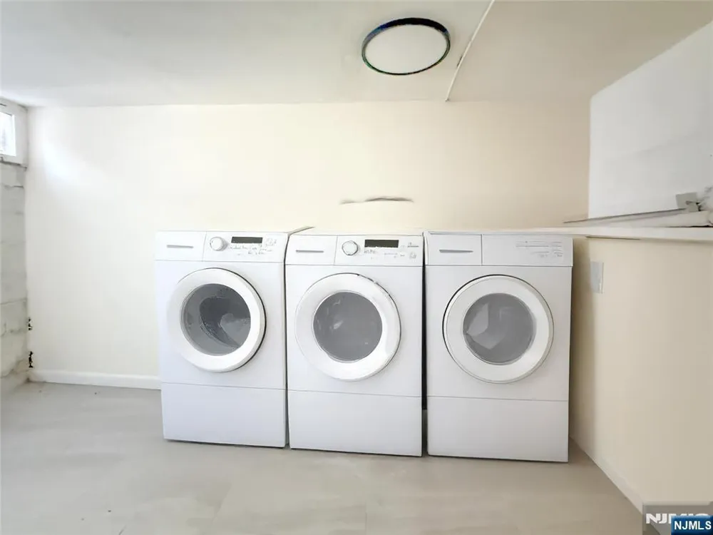244 Lincoln Avenue 1 Cliffside Park, NJ 07010