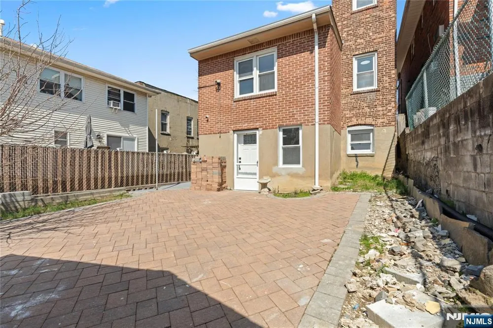 244 Lincoln Avenue 1 Cliffside Park, NJ 07010