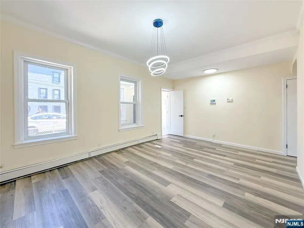 244 Lincoln Avenue 1 Cliffside Park, NJ 07010