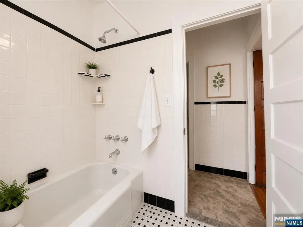 410 William Street 2 Harrison, NJ 07029