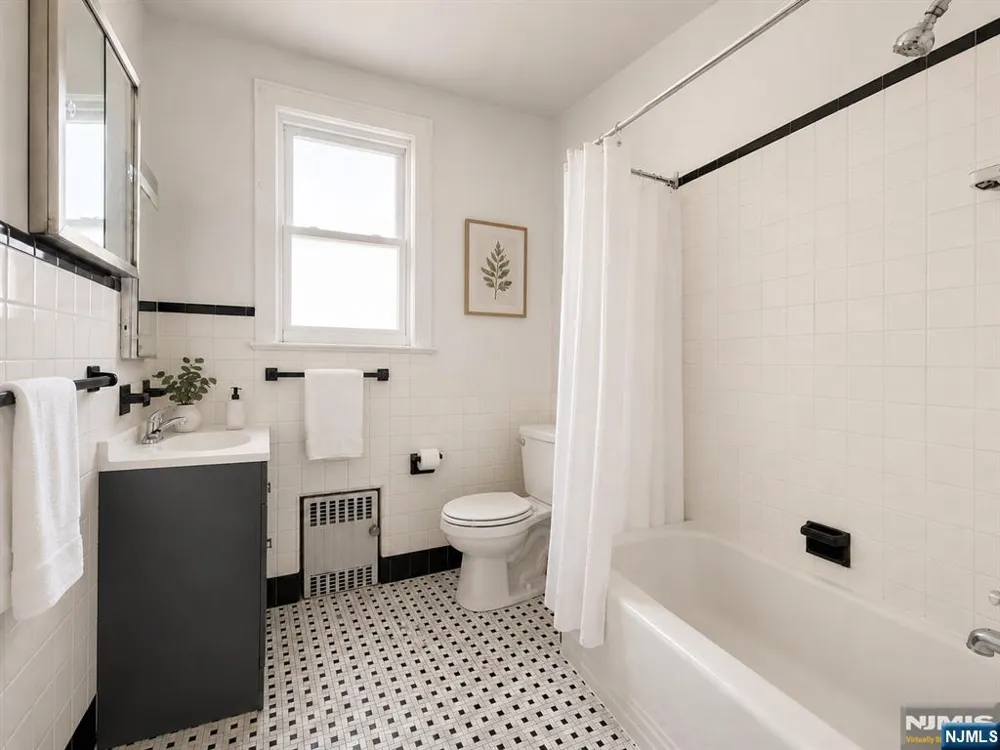 410 William Street 2 Harrison, NJ 07029