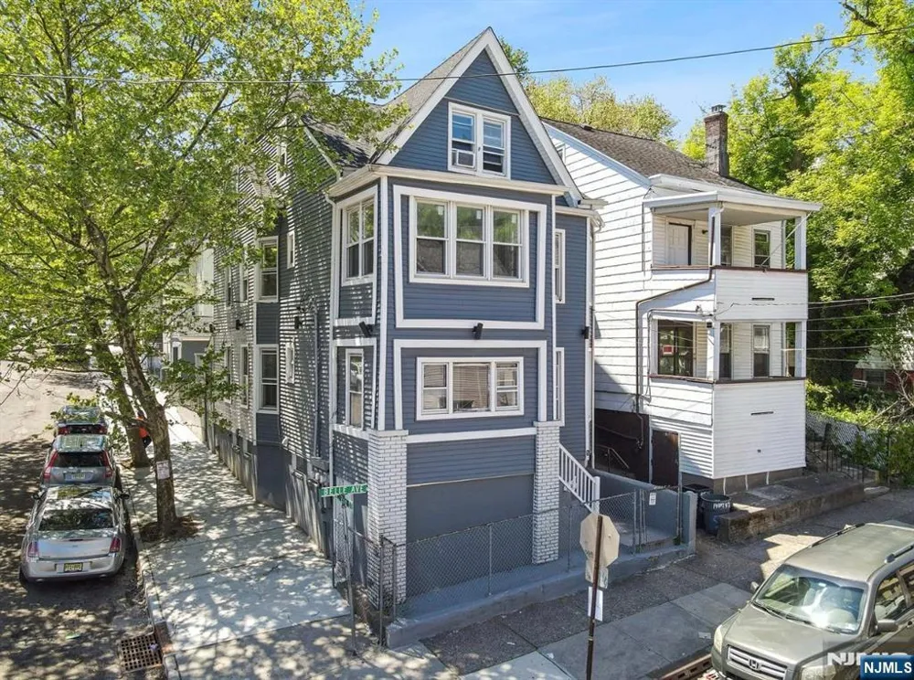 7 Belle Avenue 2 Paterson, NJ 07522
