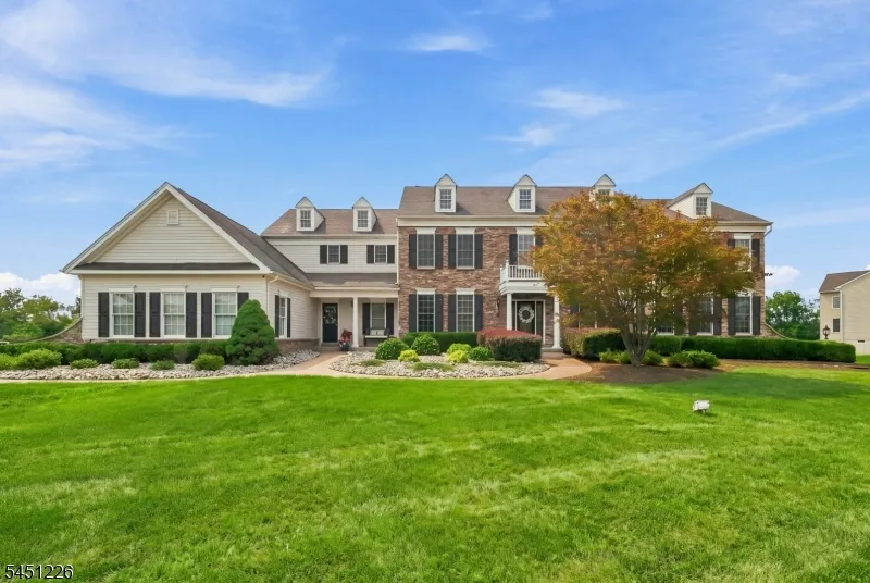 3 Balmoral Drive Alexandria, NJ 08867