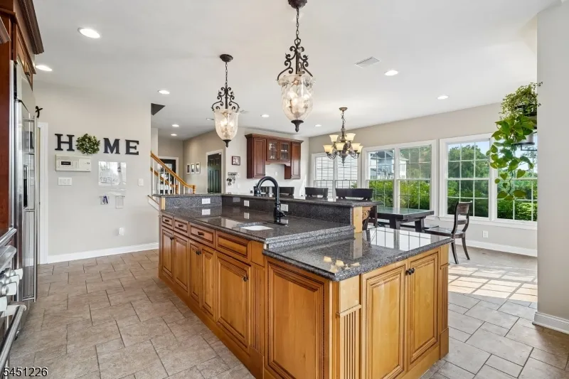 3 Balmoral Drive Alexandria, NJ 08867