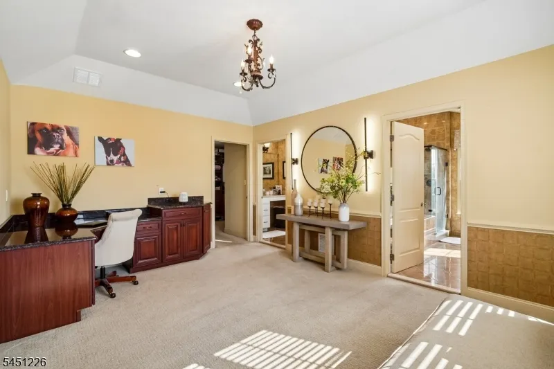 3 Balmoral Drive Alexandria, NJ 08867