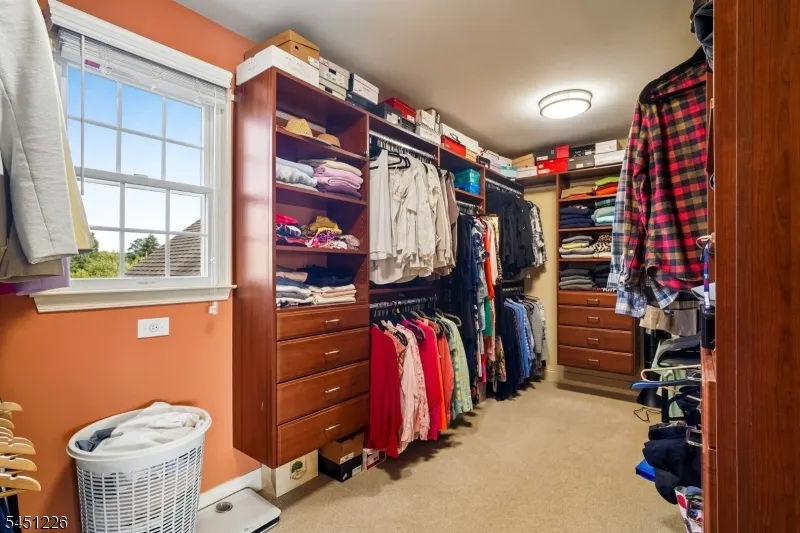 3 Balmoral Drive Alexandria, NJ 08867