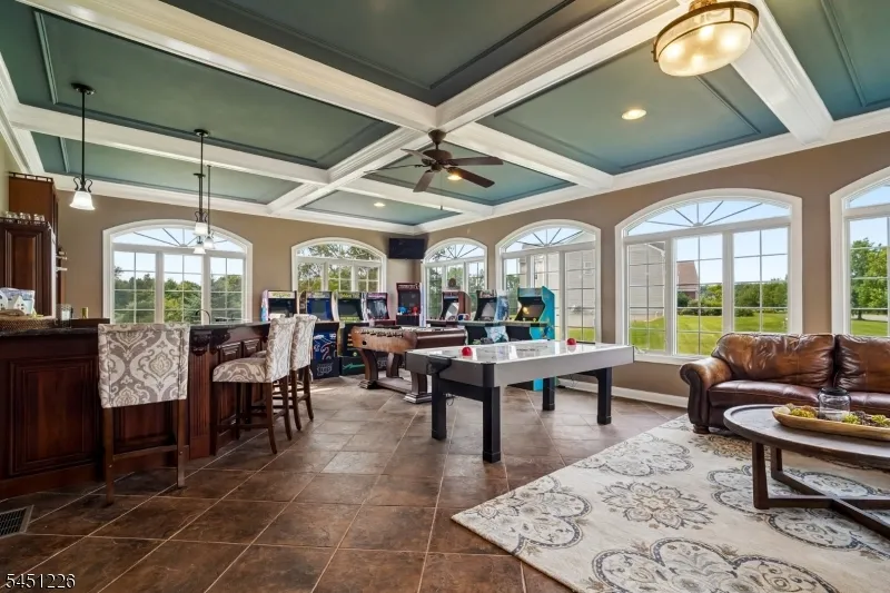 3 Balmoral Drive Alexandria, NJ 08867