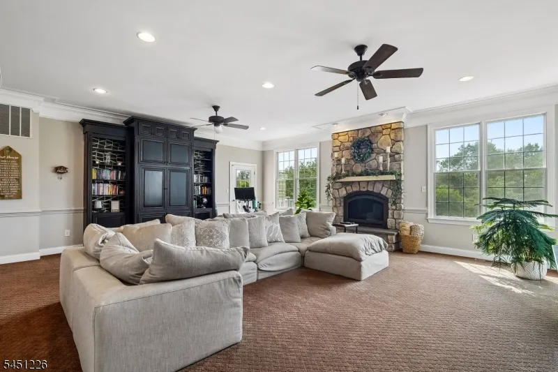 3 Balmoral Drive Alexandria, NJ 08867