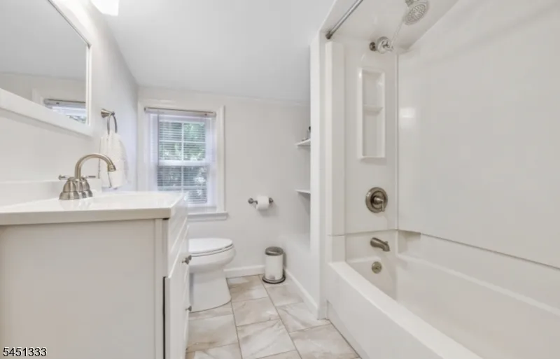 2208 Paff Pl Scotch Plains, NJ 07076