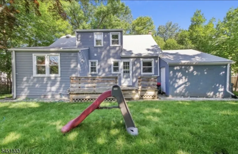 2208 Paff Pl Scotch Plains, NJ 07076