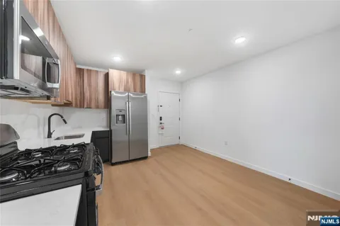 768 Bergen Street 5D