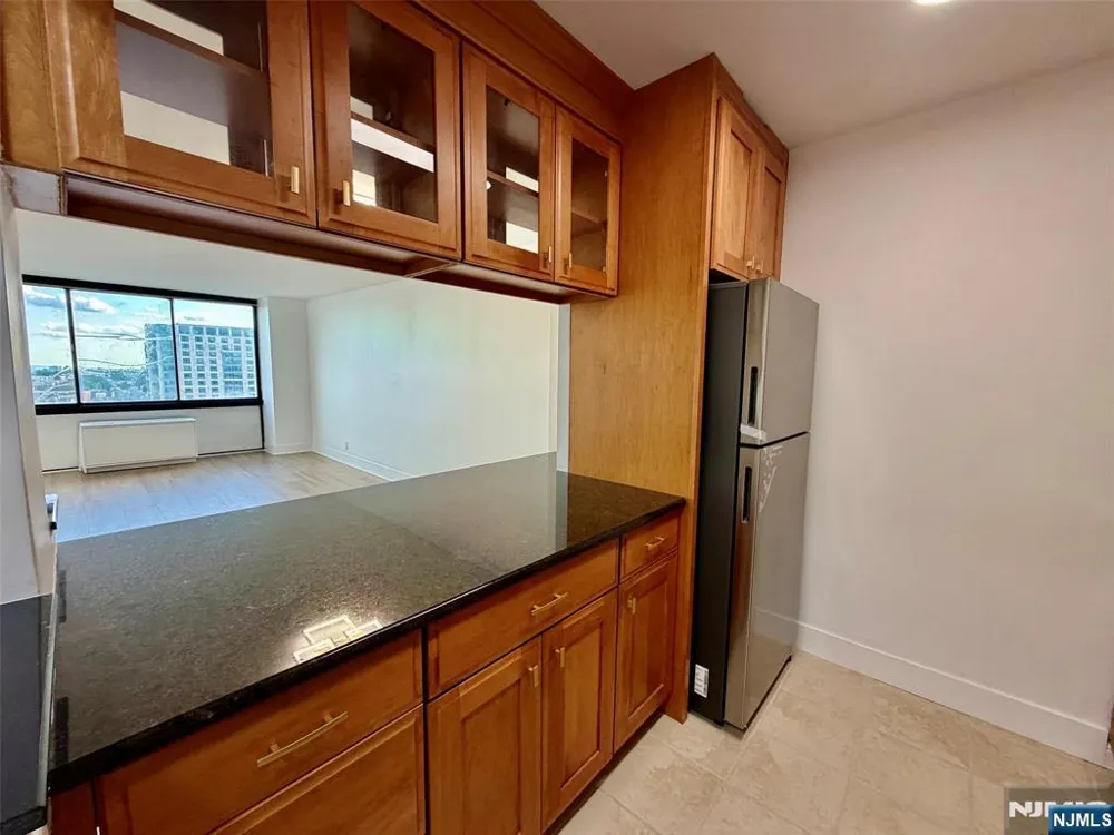 770 Anderson Avenue 14C Cliffside Park, NJ 07010