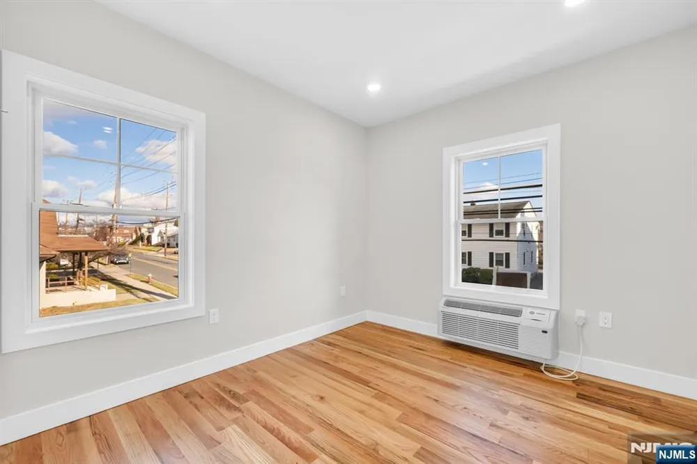 66 Mount Prospect Avenue 15 Clifton, NJ 07013