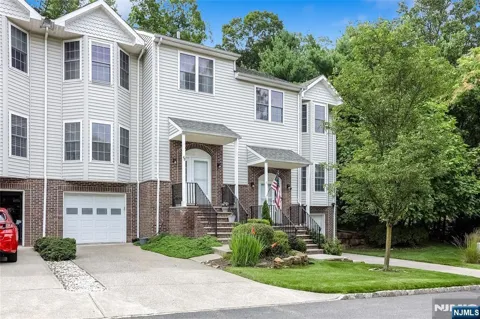 49 Rockcreek Terrace