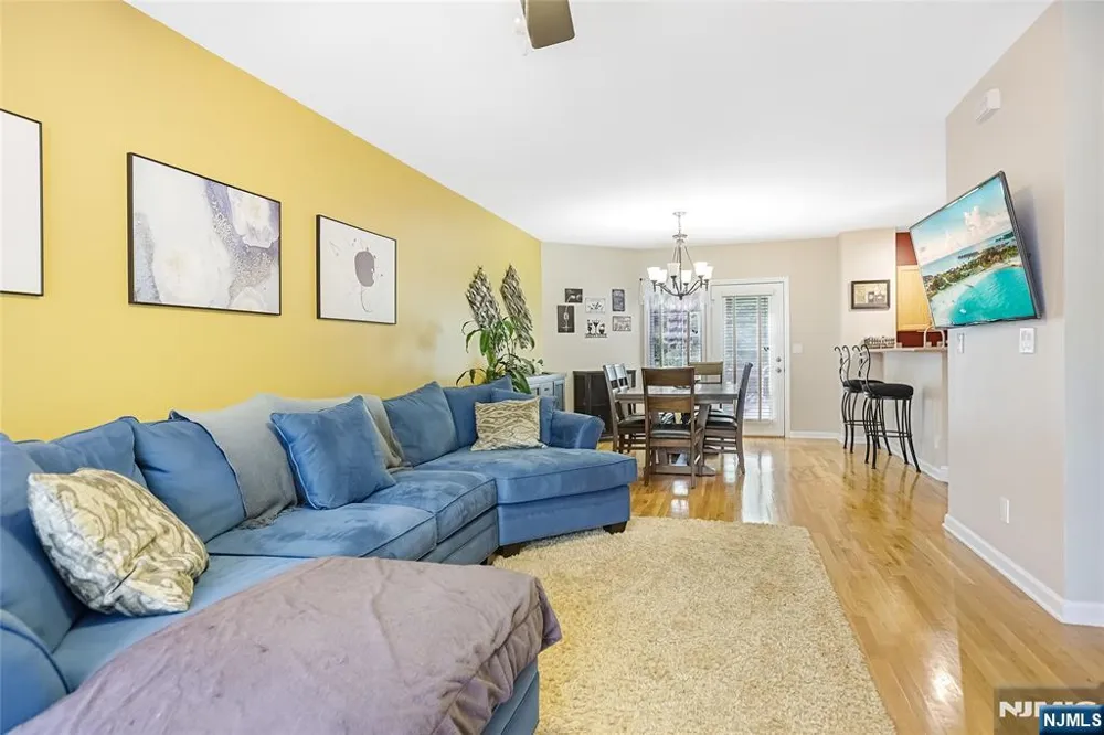 49 Rockcreek Terrace Riverdaleugh, NJ 07457