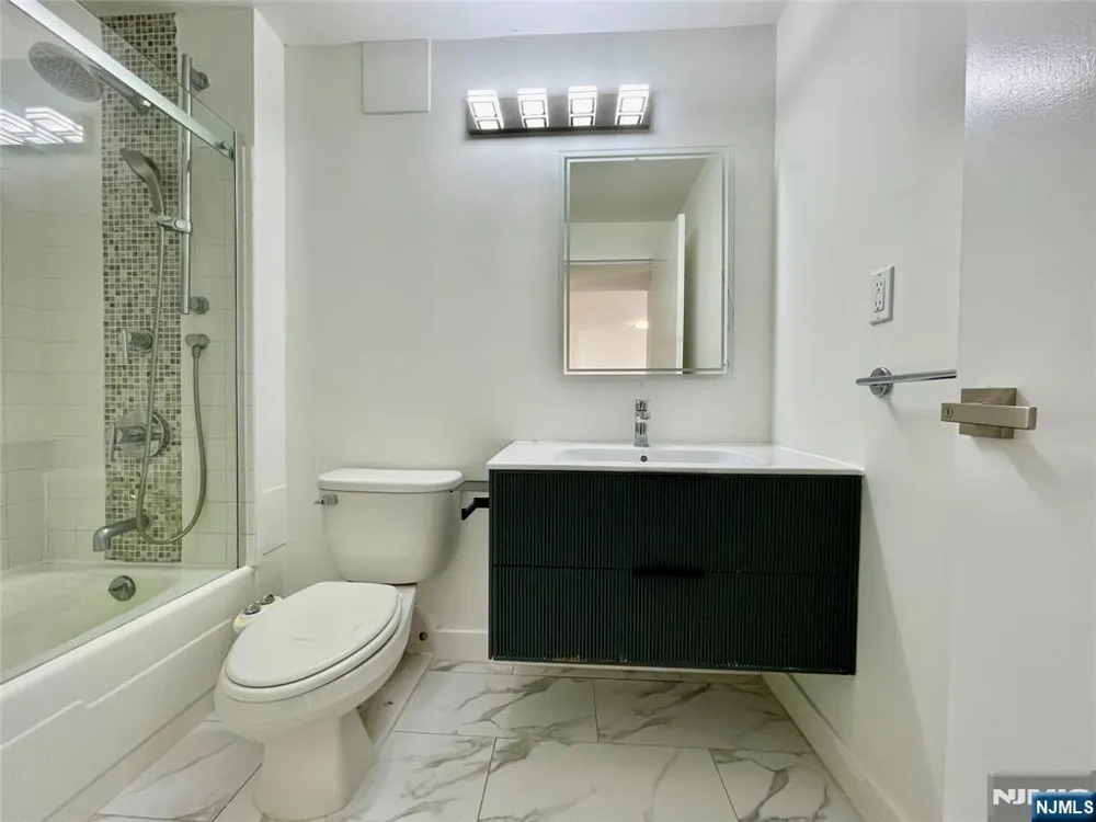 770 Anderson Avenue 9C Cliffside Park, NJ 07010