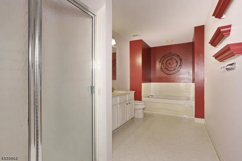261 Riverwalk Way Clifton City, NJ 07014