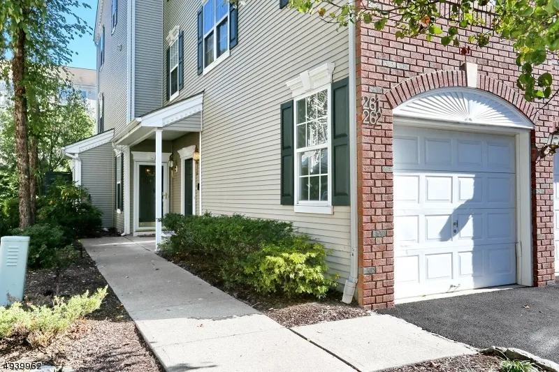 261 Riverwalk Way Clifton City, NJ 07014