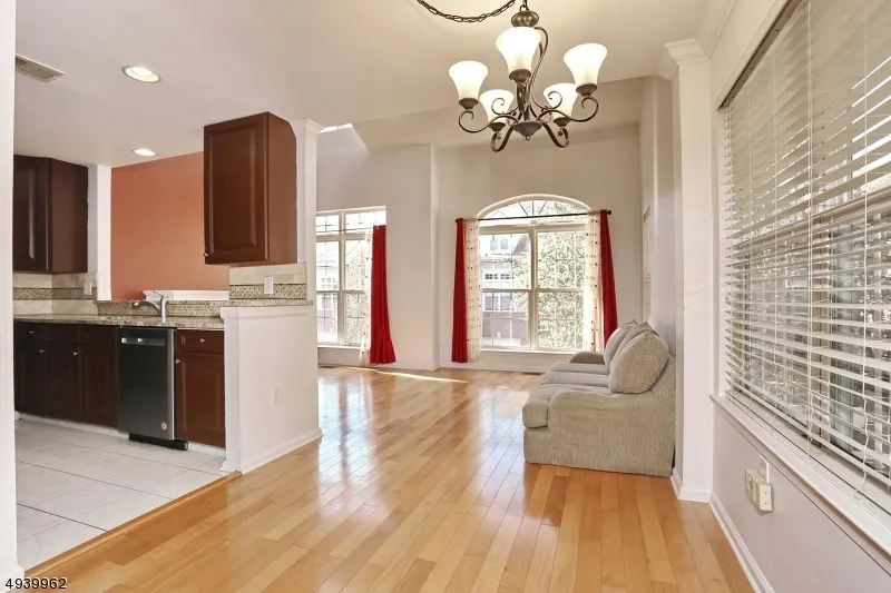 261 Riverwalk Way Clifton City, NJ 07014