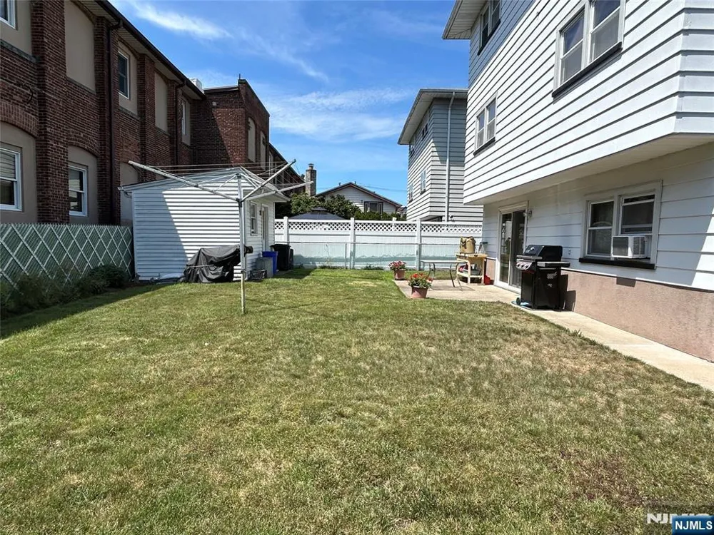 3 Wood Street 2 Garfield, NJ 07026