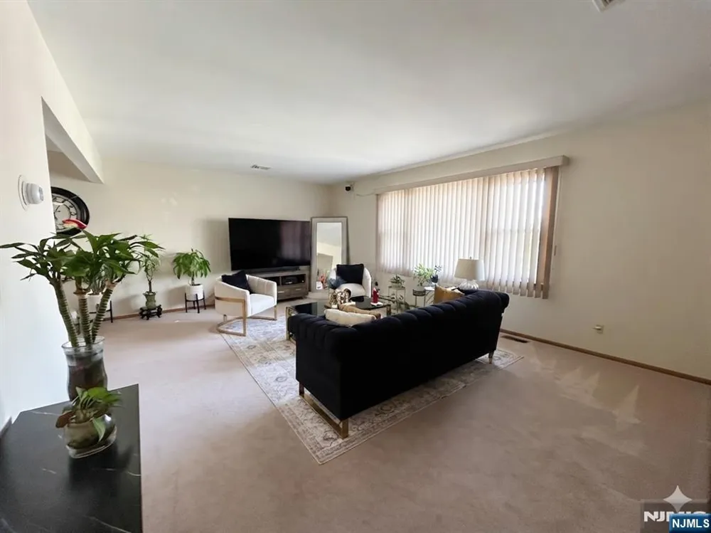 3 Wood Street 2 Garfield, NJ 07026
