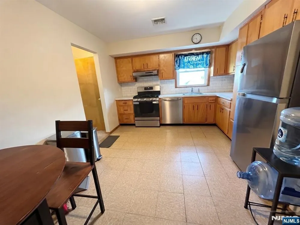 3 Wood Street 2 Garfield, NJ 07026