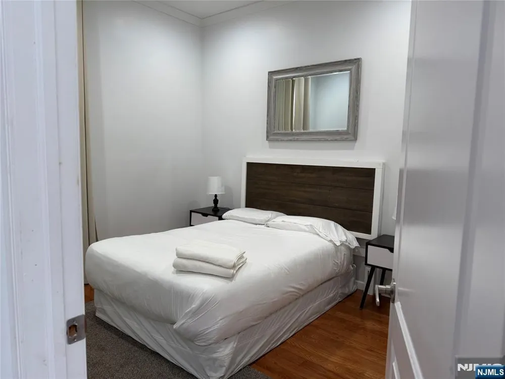 6909 Polk Guttenberg, NJ 07093
