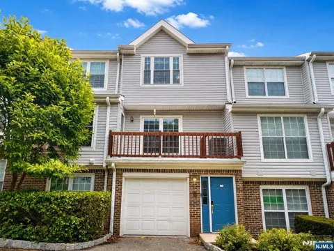 555 Ridge Lane