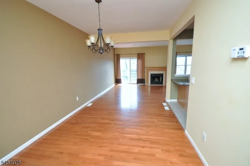 370 Summerhill Dr Parsippany-Troy Hills, NJ 07950