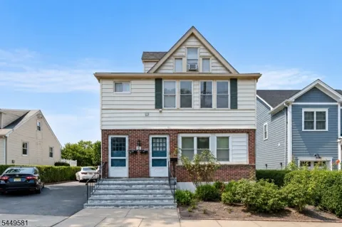 30 Aubrey St #2 Unit 2