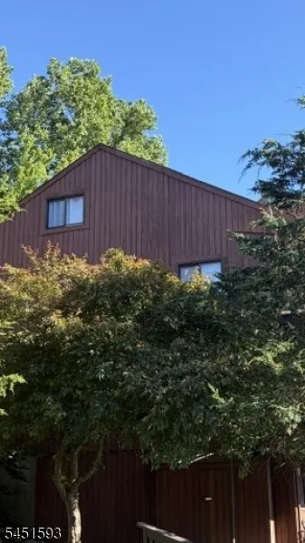 4 Brandywine Ct #2 Unit 2