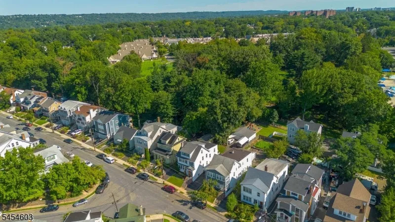 17 Boyden Pkwy #1 Unit 1 Maplewood, NJ 07040