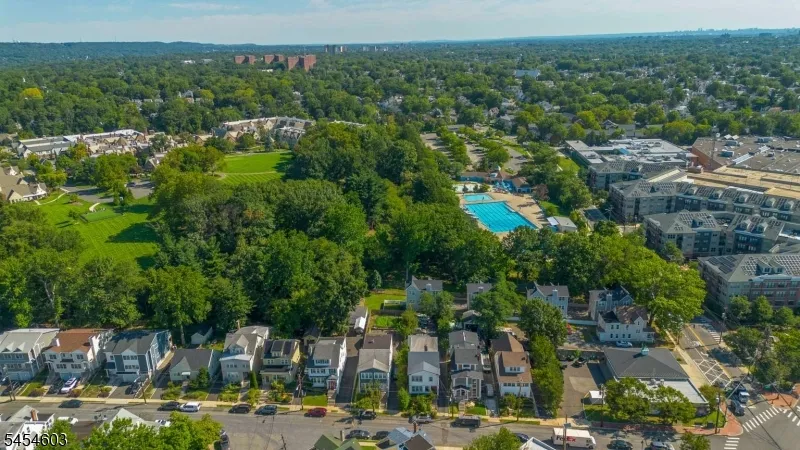 17 Boyden Pkwy #1 Unit 1 Maplewood, NJ 07040