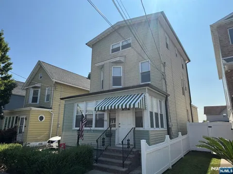 466 Chestnut Street
