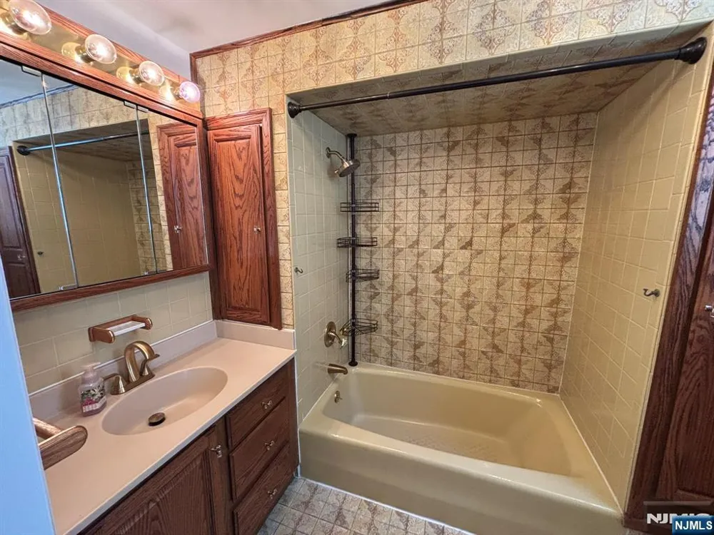 466 Chestnut Street Kearny, NJ 07032
