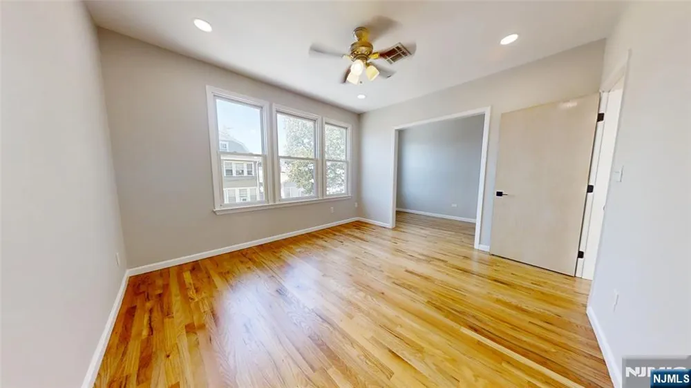 11 Schuyler Court R2 Kearny, NJ 07032
