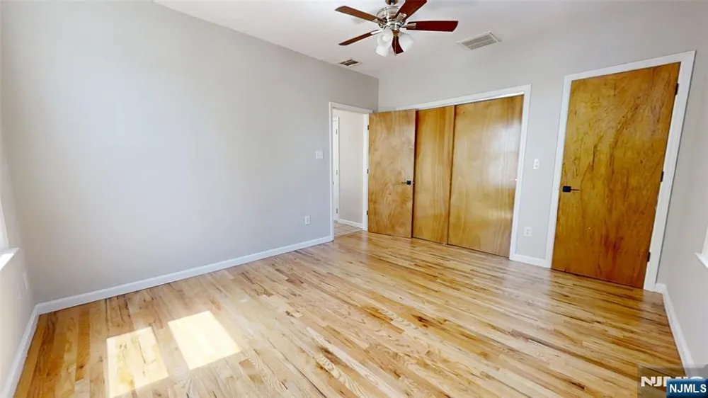 11 Schuyler Court R2 Kearny, NJ 07032
