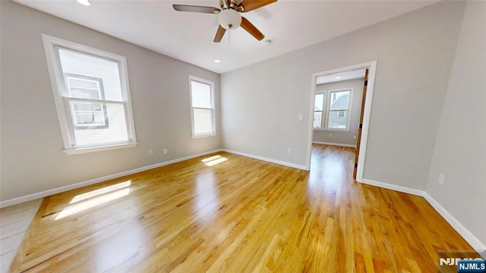 11 Schuyler Court R2 Kearny, NJ 07032