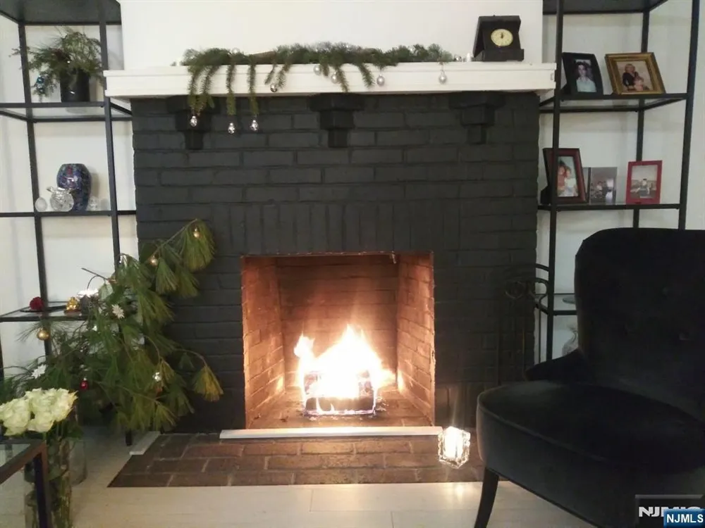 100 Palisade Avenue C13 Englewood, NJ 07631