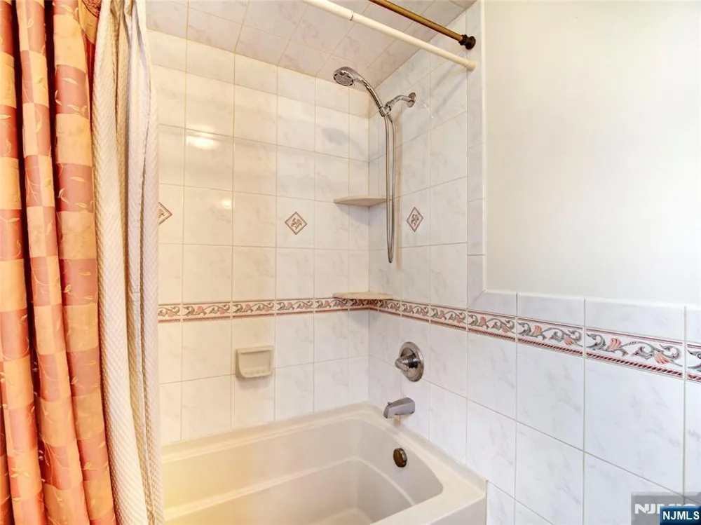 404 46th Street 3 Union City, NJ 07087