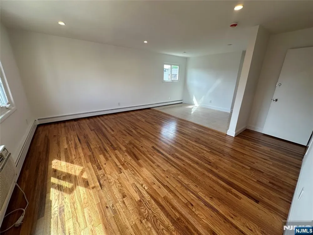 219 Cliff Street 2 Cliffside Park, NJ 07010